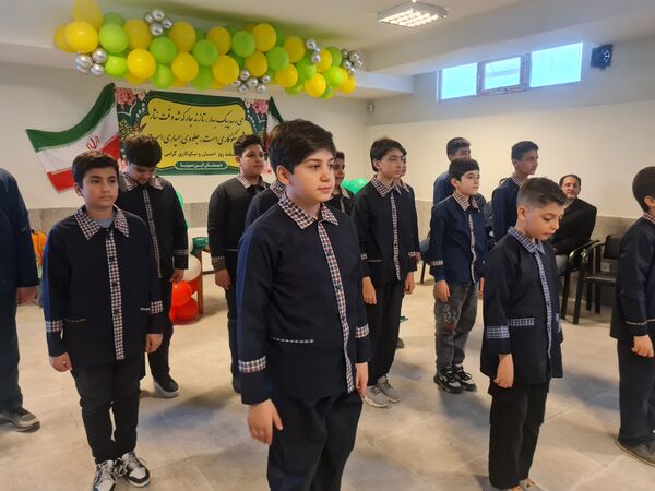 مشارکت همدلانه دانش‌آموزان مدارس پردیس در جشن نیکوکاری 