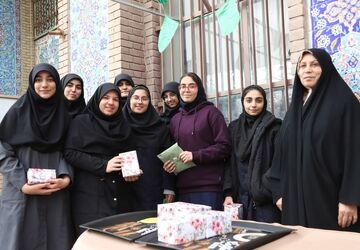 طلیعه ای از انقلاب در دبیرستان شاهد 