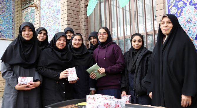 طلیعه ای از انقلاب در دبیرستان شاهد 