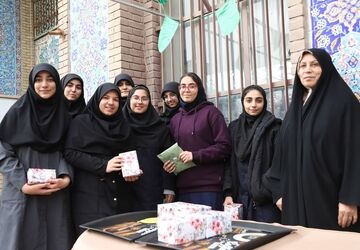 طلیعه ای از انقلاب در دبیرستان شاهد 