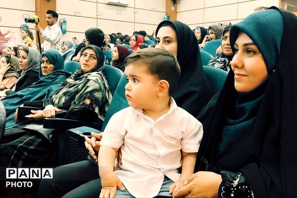 عصر شعر غدیر نصیرشهر با حضور شاعران کشور