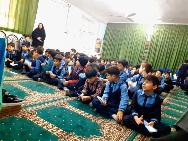جشن نیکوکاری در مدرسه شهید هلالی خلیل آباد