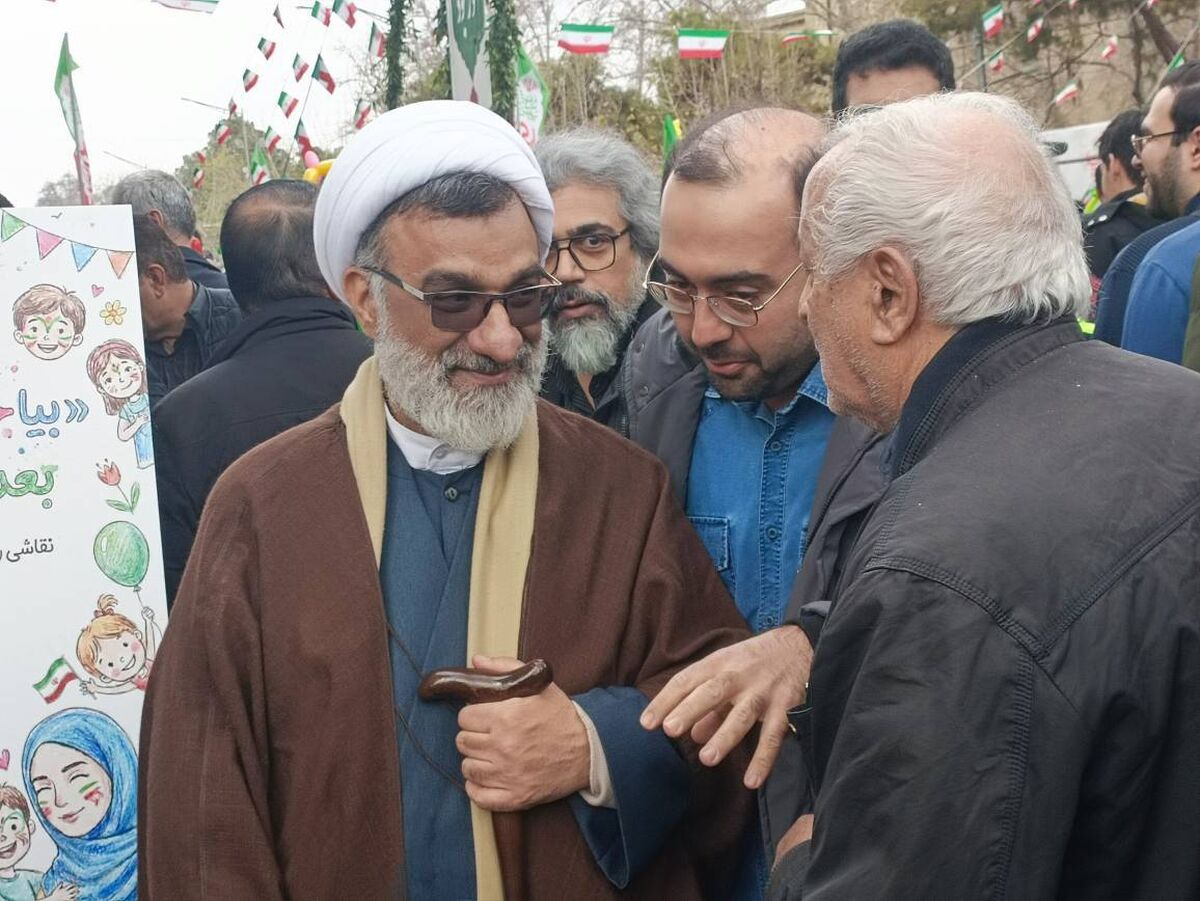 خسروپناه: حضور گسترده مردم در ۲۲ بهمن نشانه پایبندی به آرمان‌های انقلاب است