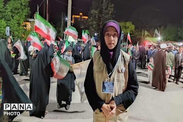 جمهوری اسلامی ایران مستقل متحد پیشرفته  و پیروز است