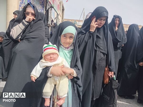 تشییع پیکر مطهر دو سردار پر افتخار استان در آخرین پنجشنبه سال