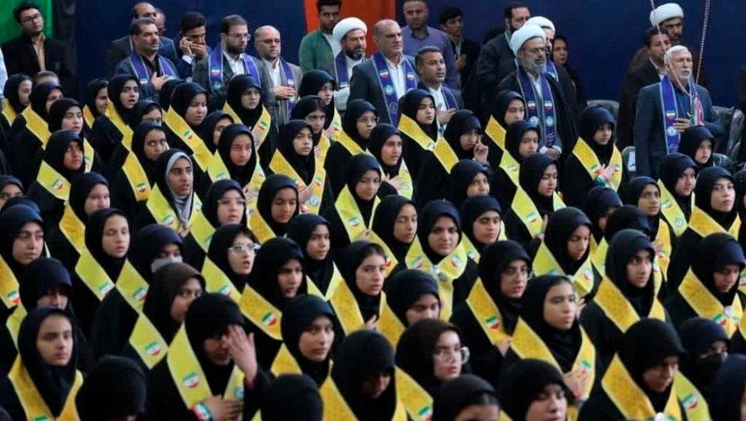 دانش‌آموزان یاور مقاومت در برابر بزرگترین ظالم یعنی رژیم صهیونیستی می‌ایستند