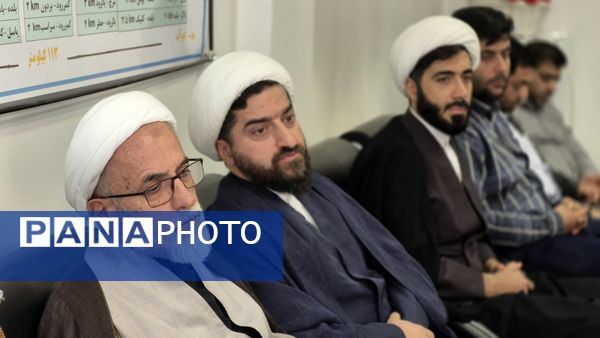 برگزاری جلسه شورای اداری در بلده