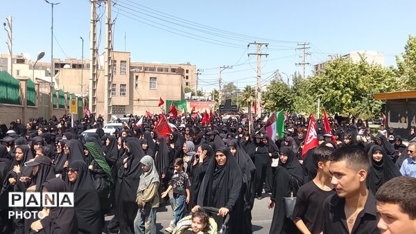 روایت راهپیمایی جاماندگان اربعین حسینی در شهرستان ساوه 