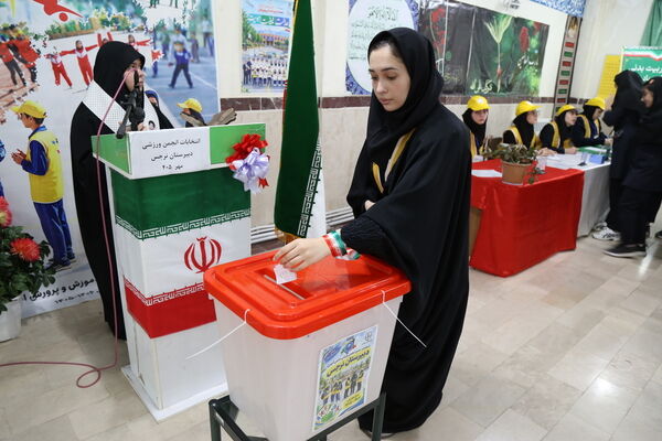 اهمیت مشارکت دانش‌آموزان در فعالیت‌های ورزشی