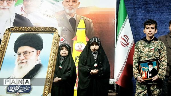  تکرار حماسه حضور و تجدید عهد با رهبر در بناب