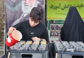  طنینِ «لبیک یا حسین» در مسیر تپه نورالشهدا تا آستان مقدس امامزادگان