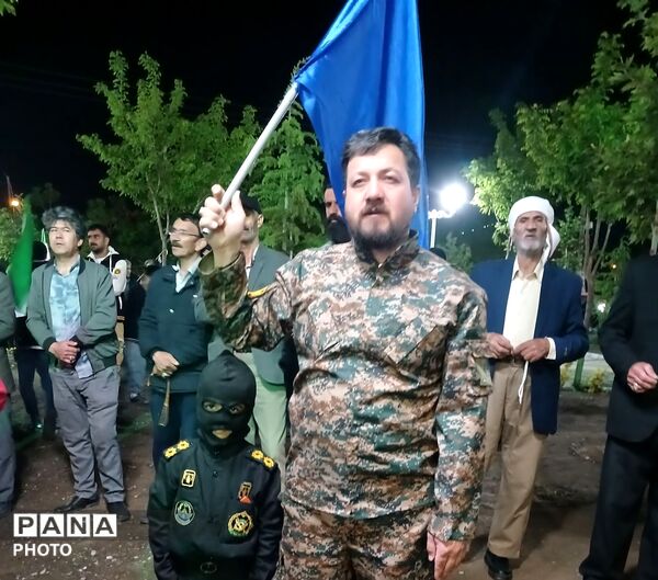 اجتماع شبانه مردمی تا پای جان برای ایران