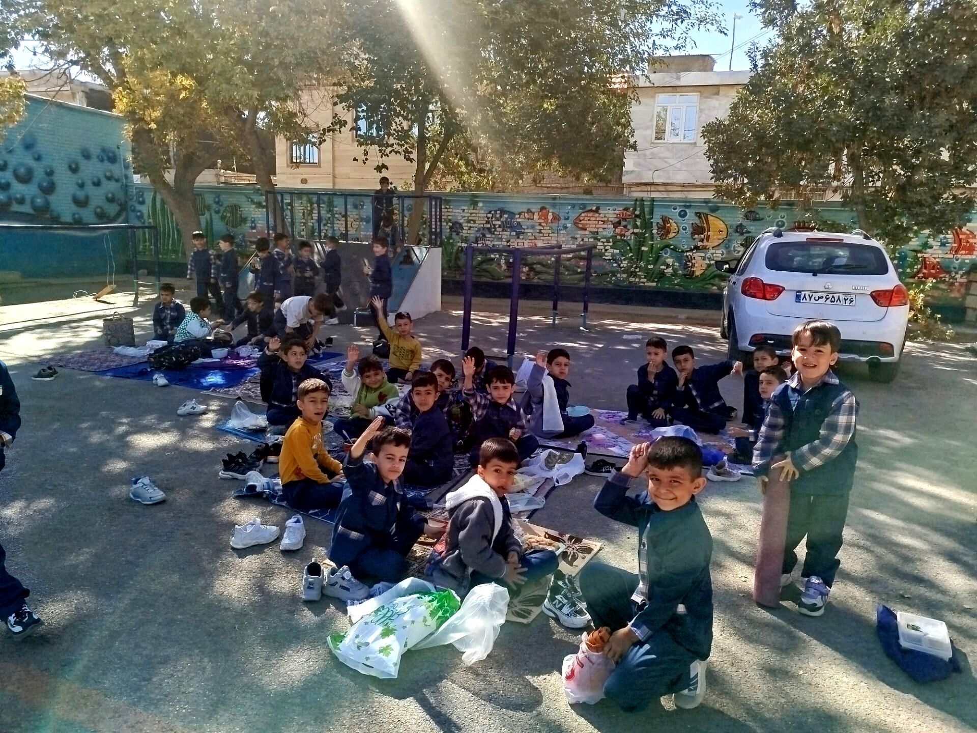 صبحانه سلامت در مدرسه مبین شهرستان شیروان