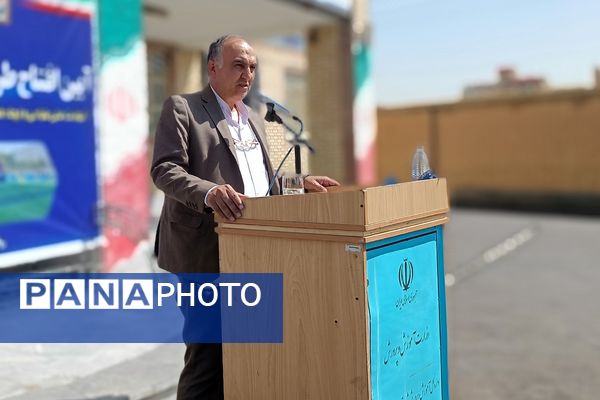 آیین افتتاحیه زمین چمن ورزشی در قالب طرح «شهید سردار سلیمانی» در شهرستان قدس