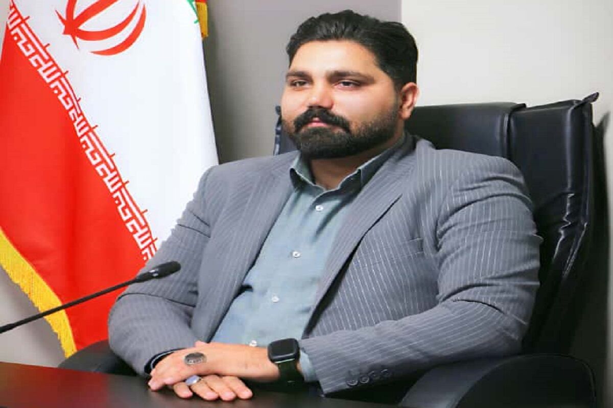 جوانان، طلایه‌داران بصیرت در حماسه ۹ دی هستند