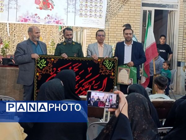  یادبود یکصد شهید پایگاه خیابان آیت‌الله یثربی(ره) کاشان