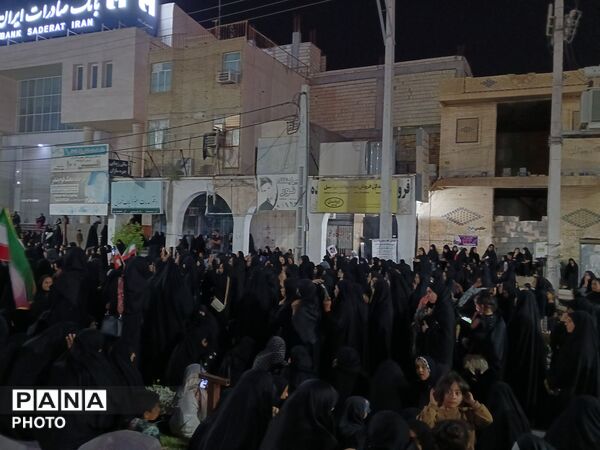 مردم با شعار «مرگ بر آمریکا» تجدید بیعت کردند