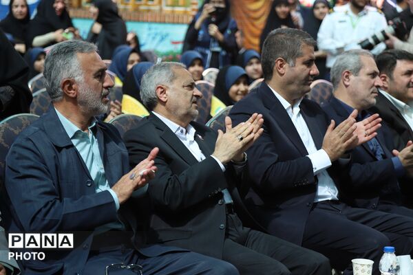 جشن شکوفه ها با حضور وزیر آموزش و پرورش 