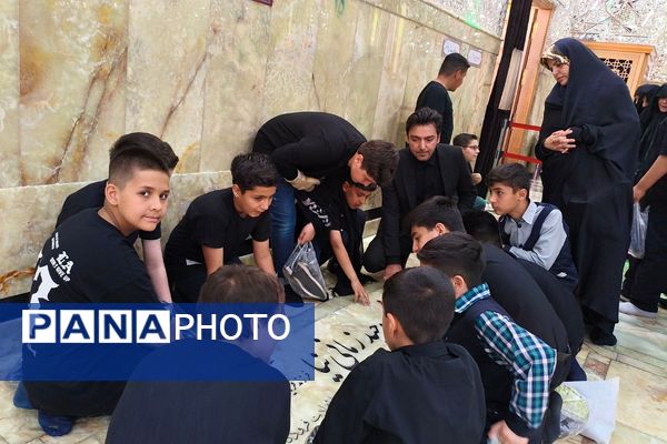 حضور دانش‌آموزان دبستان هیأت امنایی شهید قلنبر ناحیه دو شهرری در مراسم شهادت حضرت عبدالعظیم (ع)