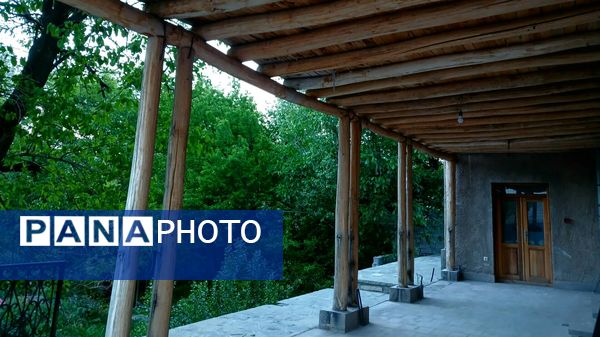 سفری به خانه پدری شهریار 