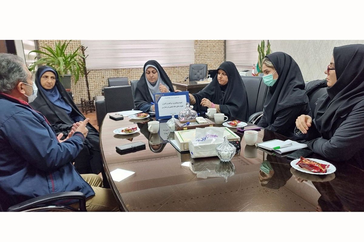 کمیته پیشگیری، مراقبت و کنترل عفونت‌های حاد تنفسی در راستای سلامتی دانش‌آموزان 