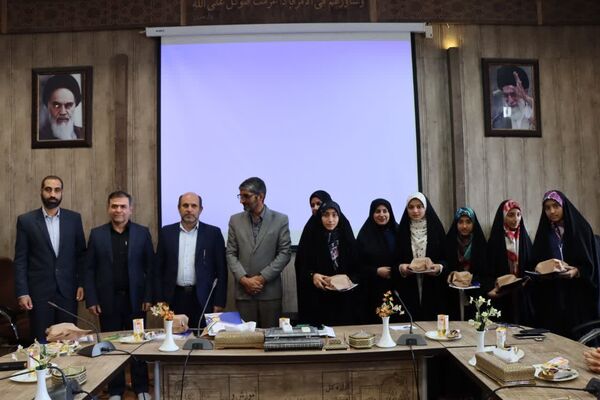 برگزاری مراسم بزرگداشت روز خبرنگار و تجلیل از خبرنگاران پانای ناحیه 5 استان اصفهان