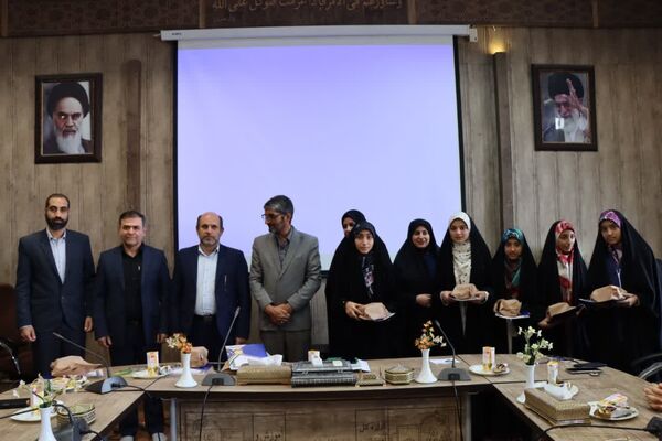 برگزاری مراسم بزرگداشت روز خبرنگار و تجلیل از خبرنگاران پانای ناحیه 5 استان اصفهان