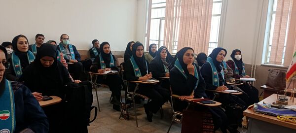 کارگاه توانمندسازی مربیان کاردان پیشتاز سازمان دانش‌آموزی ناحیه یک کرج 