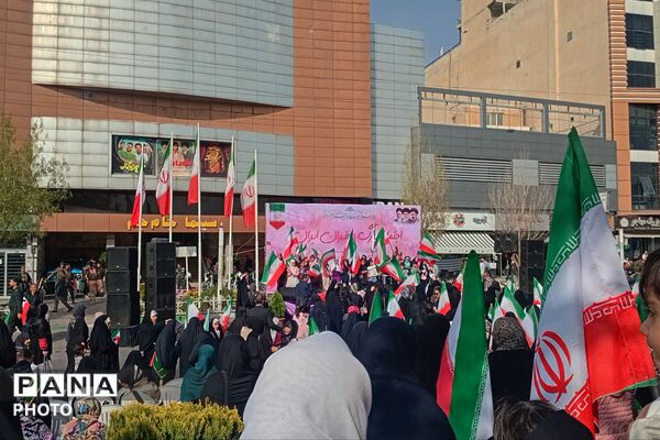 اجتماع بزرگ دختران ایران به مناسبت ولادت حضرت معصومه (س) و روز دختر در پردیس