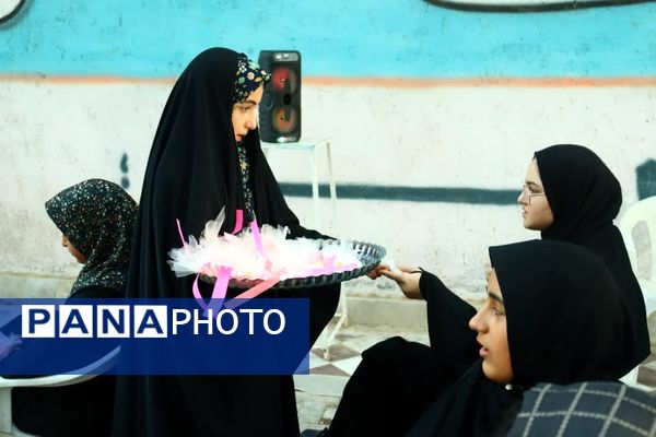 پاتوق مروارید در شهرستان خلیل آباد 