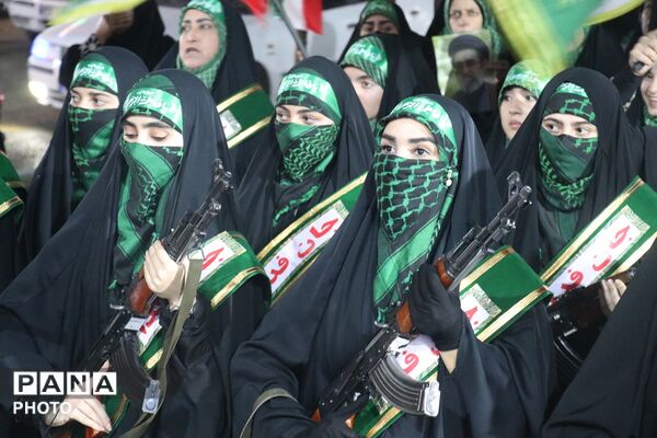 رزمایش اقتدار با حضور گردان‌های جانفدا در نسیم‌شهر