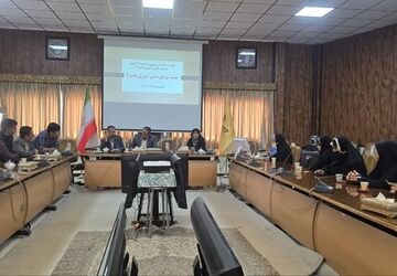شورای دانش آموزی بعنوان بازوان توانمند مشورتی در مدارس برای مدیران عمل میکنند