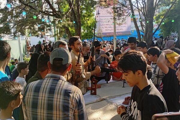 برگزاری عید غدیر در پارک چمران شهرستان ملایر