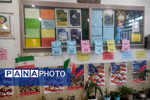 جشن و مولودی خوانی برای میلاد عدل گستر در آموزشگاه صنف پوشاک دو