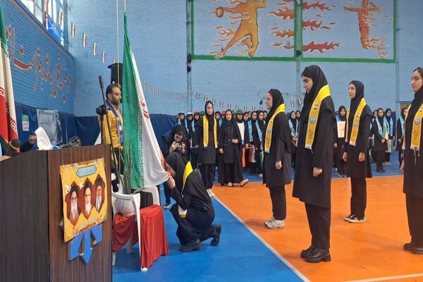 یاوران انقلاب؛روشنای مسیر نوجوانان امروز
