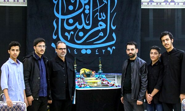 یک شب به یاد ماندنی در دبیرستان ماندگار امام صادق(ع) قم