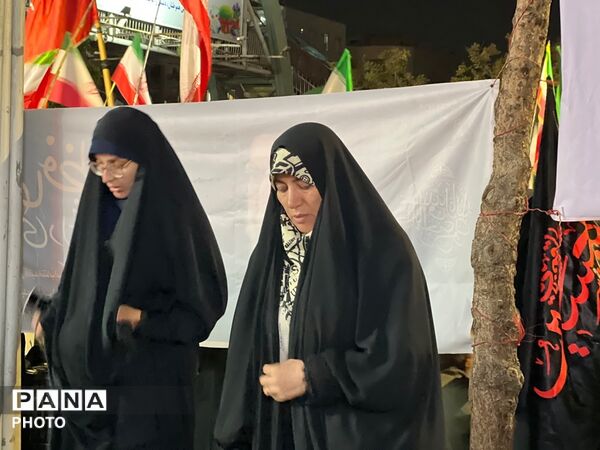 اقامه نماز استغاثه به درگاه الهی در کرج