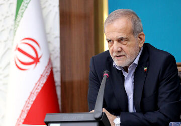رهنمودهای رهبر انقلاب مسئولیت دولت را سنگین‌تر می‌کند