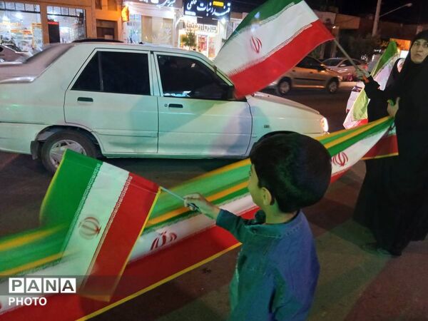 دهه نودی‌‌های یزدی پای کار انقلاب