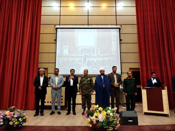 تجلیل از دانش‌آموزان برگزیده کنکور سراسری شهرضا
