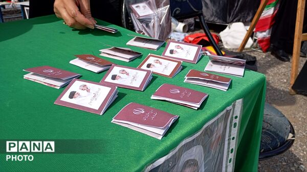 گرامیداشت شهدای مدرسه میناب در گرگان