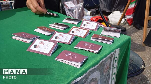 گرامیداشت شهدای مدرسه میناب در گرگان