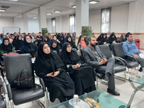 کارگاه آموزشی توانمندسازی مدیران و معاونان اجرایی مدارس متوسطه اسلامشهر