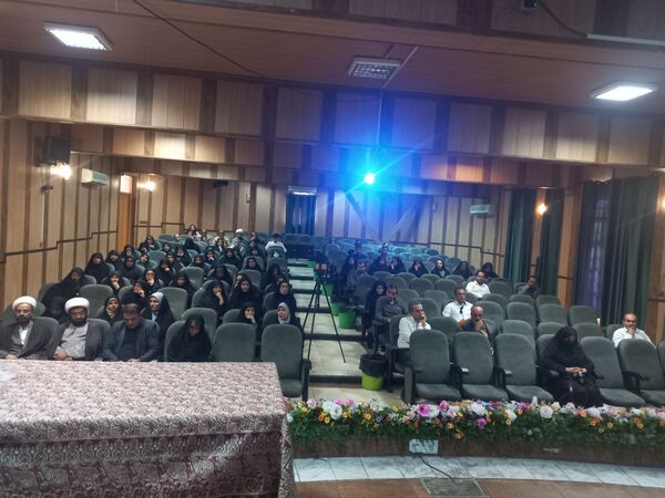 توانمندسازی مربیان در پرتو نفحات تربیتی