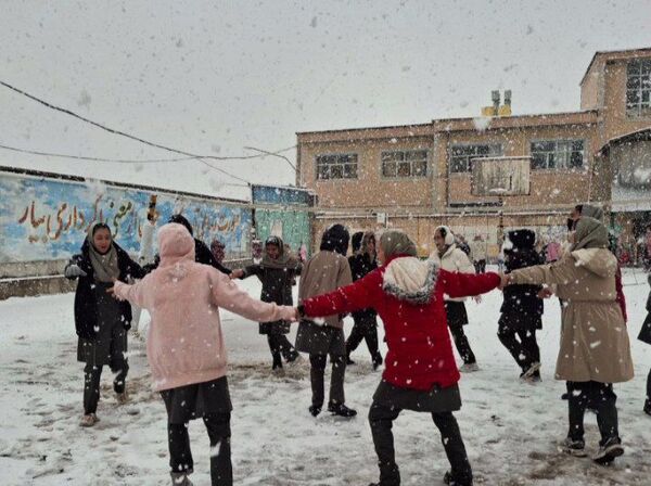 برف زمستانی، مهمان شهرستان کیار
