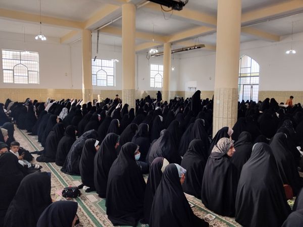 اقامه‌ نماز‌ عیدفطر در شهر وردنجان
