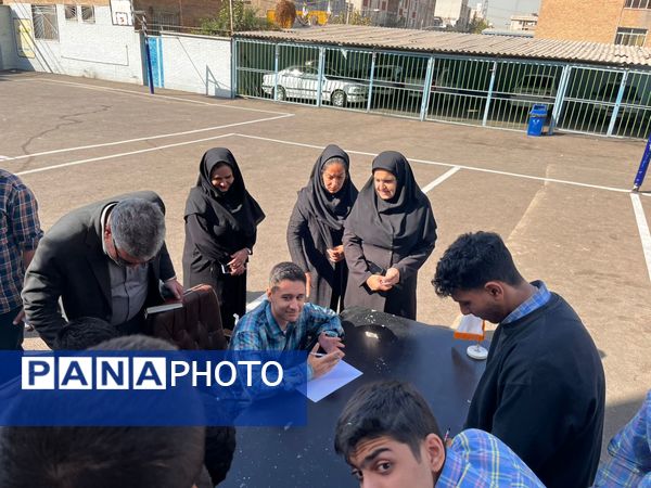 برگزاری انتخابات انجمن‌های ورزشی با حضور مسئولان آموزش و پرورش منطقه۱۵