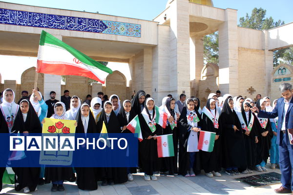 برگزاری راهپیمایی ۱۳ آبان در شهر درق 