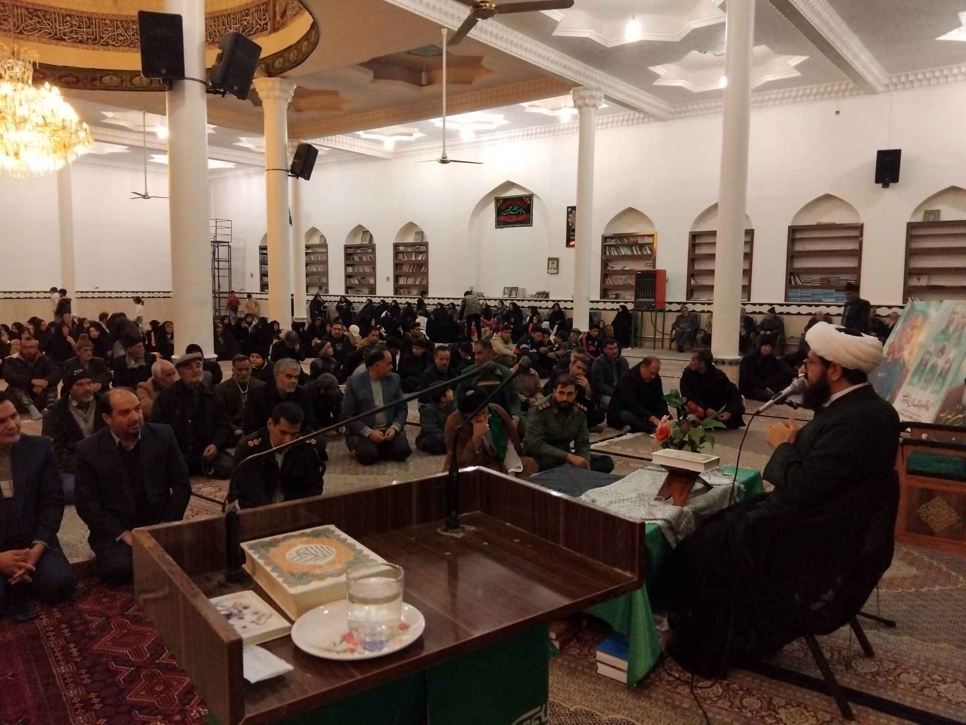 برگزاری مراسم بزرگداشت ششمین سالگرد شهادت سپهبد حاج قاسم سلیمانی در مسجد جامع شهر شادمهر شهرستان مه ولات