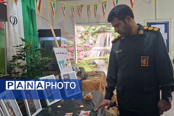 شکوه انقلاب در جشن باشکوه دهه فجر مدرسه نمونه دولتی ارشاد قرچک